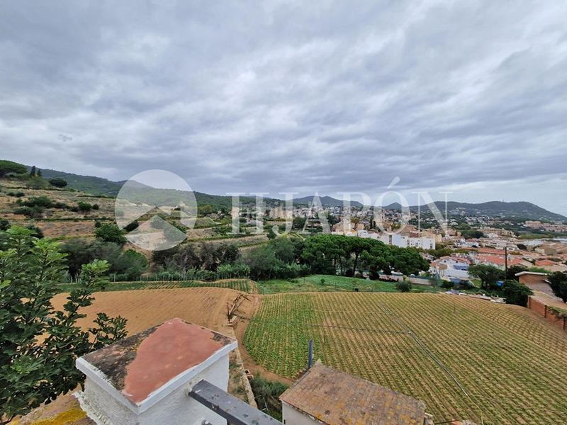 Foto b7a3df06-dea3-4100-8dd9-7a53fbd3da67. Masia amb calefacció aparcament piscina a Vilassar de Dalt