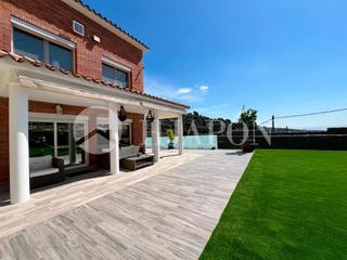 Casa en Alella. Increíble propiedad con privacidad y bonitas vistas al mar