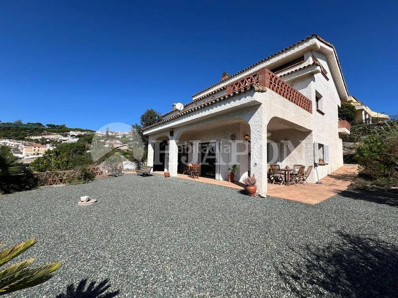 Foto 61ea783e-3545-442a-b060-87a1eeacdae0. Haus mit heizung parking pool in Teià