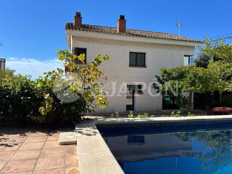 Foto 8b1e5474-7374-4624-95d7-545335d972cb. Haus mit heizung parking pool in Teià