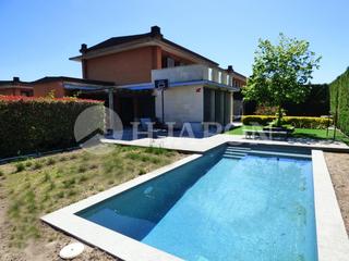 Casa a Vallromanes. Entono increíble junto al campo de golf de vallromanes