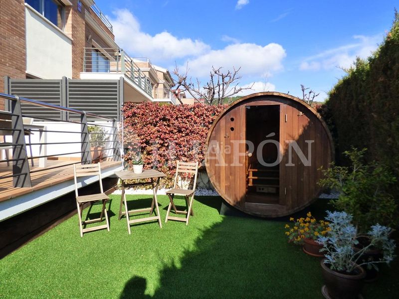 Foto 72cd58f6-a2ab-49ff-8291-69ac4bff7b31. Towny house with heating parking pool in Vilassar de Dalt