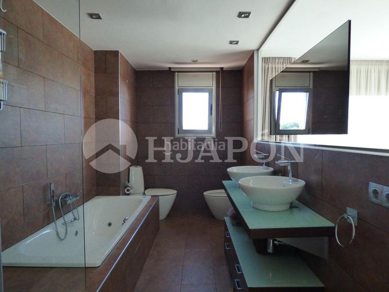 Foto ac4d5cbe-72d8-400d-b634-b2024762c51d. Towny house with heating parking pool in Vilassar de Dalt