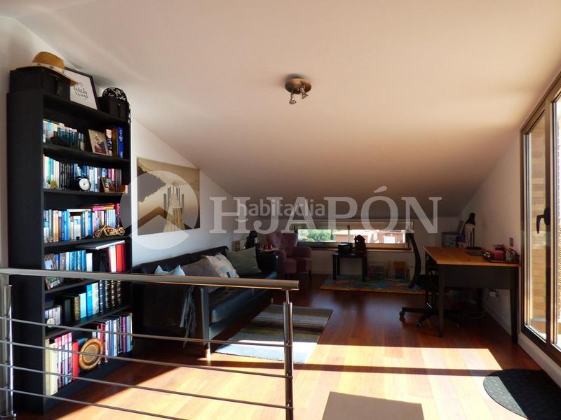 Foto f63b7fd8-c93c-474f-bad0-ecde113aaae1. Towny house with heating parking pool in Vilassar de Dalt