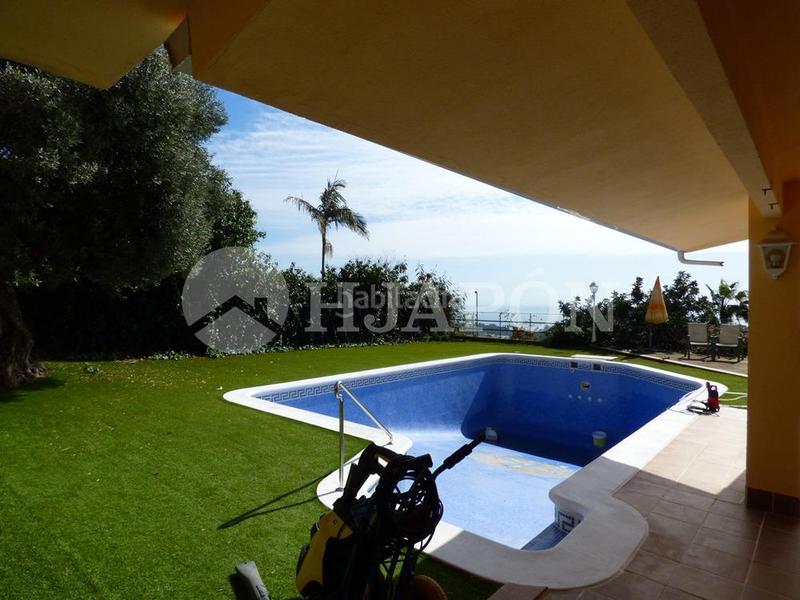 Foto 12b04372-d181-4a7e-b622-2cb2e125bd97. Casa vistas panorámicas al mar y barcelona en Mas Ram Badalona