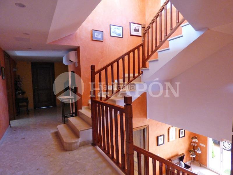 Foto 365ff1f7-d247-4252-9d11-73f131d283fc. Casa vistas panorámicas al mar y barcelona en Mas Ram Badalona