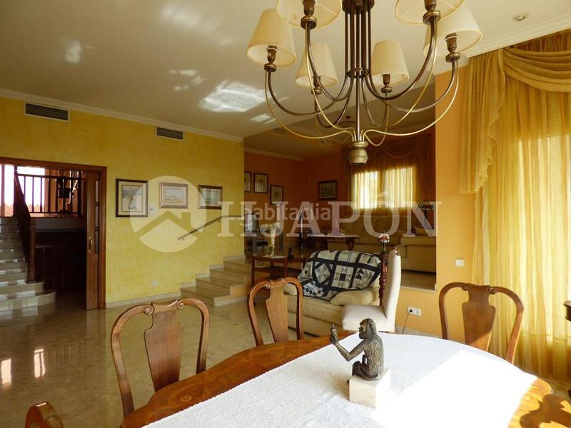 Foto 39f5c81b-a2d8-4d0d-8d9f-bb2982dfbb64. Casa vistas panorámicas al mar y barcelona en Mas Ram Badalona