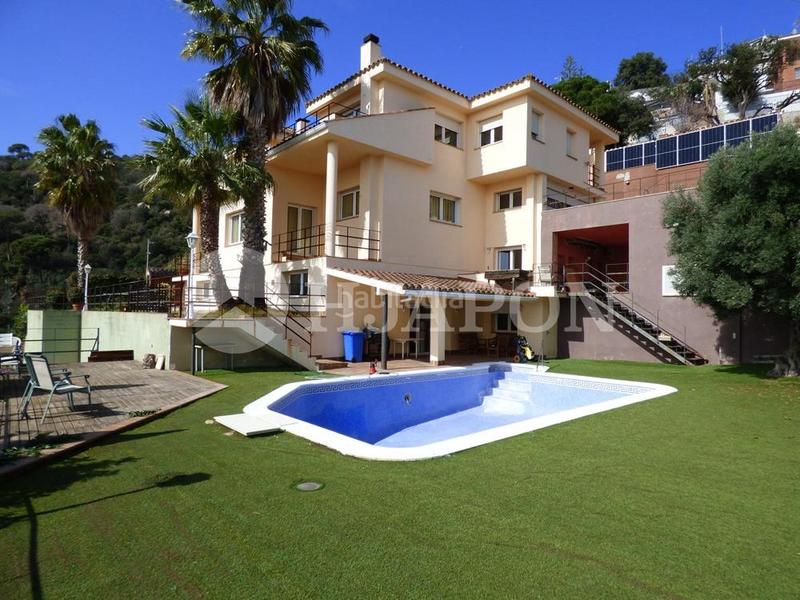 Foto c4900b79-438d-4c98-8ac6-78530a83843c. Casa vistas panorámicas al mar y barcelona en Mas Ram Badalona