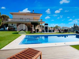 Maison à Alella. Entorno idílico y unas vistas privilegiadas al mar