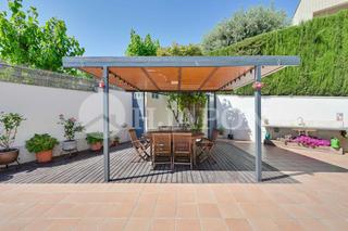 Maison à Alella. Diseño, privacidad y vistas en el corazón del maresme