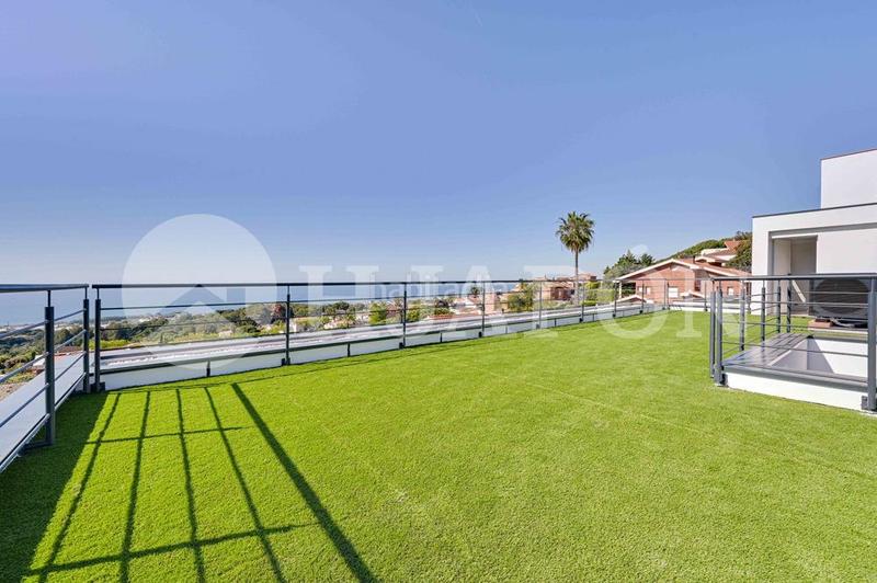 Foto 4dc16bde-1dd0-4cf2-b6be-0e3e27675785. Casa amb calefacció aparcament piscina a Teià