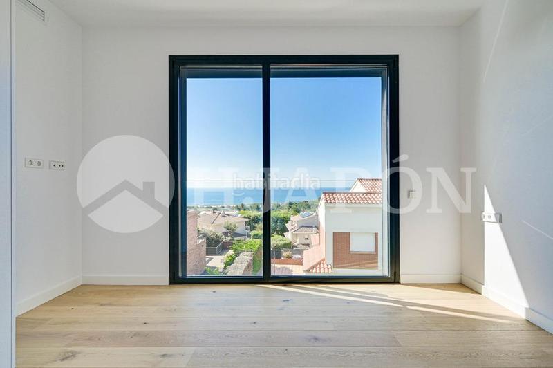 Foto 9bd9704a-6bb8-404c-970a-76d01957ca17. Casa amb calefacció aparcament piscina a Teià