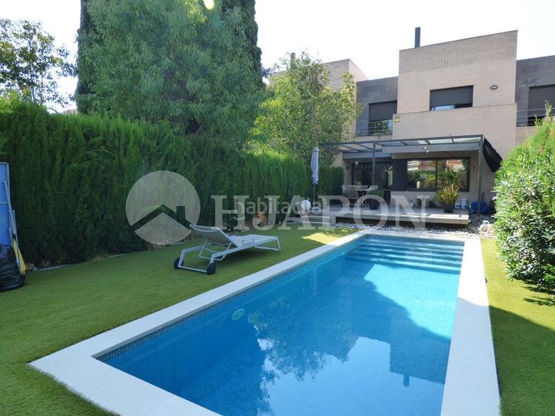 Foto 882fd3f2-f2e1-4ef1-91d6-251d246e9b7d. Reihenhaus mit heizung parking pool in Sector Est Premià de Mar