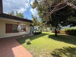 Casa en Vallromanes. Casa con jardin y piscina rodeada de naturaleza muy cerca de bar