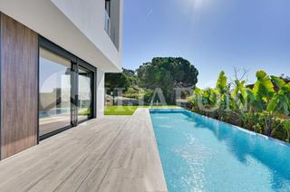Casa en Teià. Casa de obra nueva en teià con vistas al mar