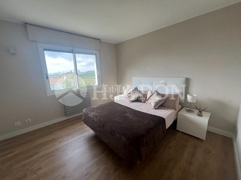 Foto 4c2d7773-31fd-4b54-b83b-a8304d7cd972. Casa amb calefacció aparcament piscina a Alella