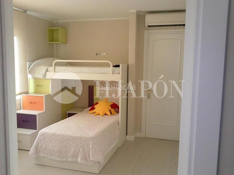 Foto 4d32845f-9be7-40f5-b96c-10676ea94d64. Casa amb calefacció aparcament piscina a Alella