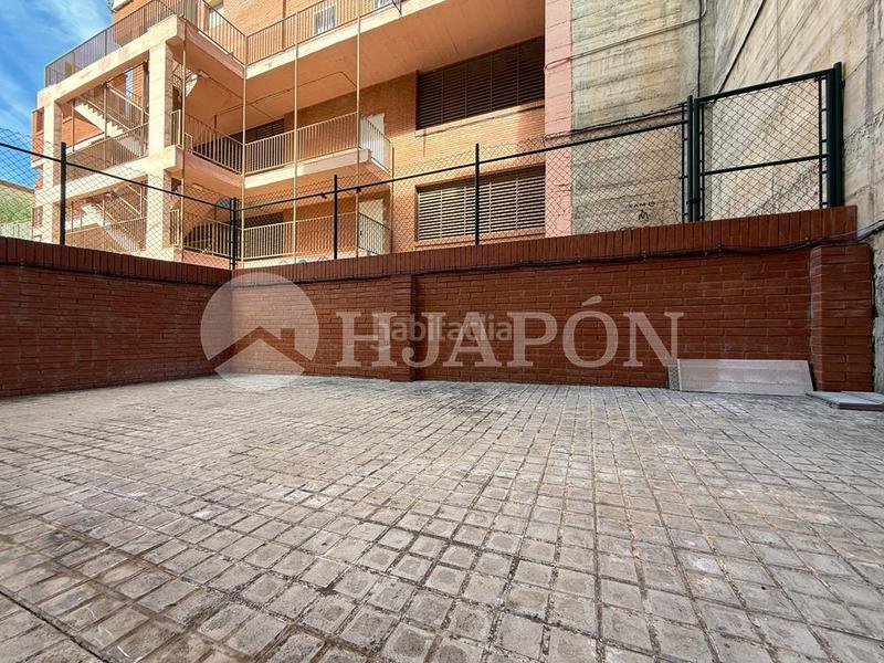 Foto 7f515da9-7061-4beb-b2fe-22aa190988f4. Miete büro in Lloreda Badalona