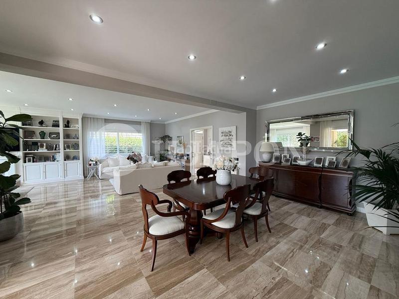 Foto 162a5347-7f77-4f31-b0b7-1cc4fca9ddcb. Casa exclusiva propiedad en pleno centro de teia en Teià