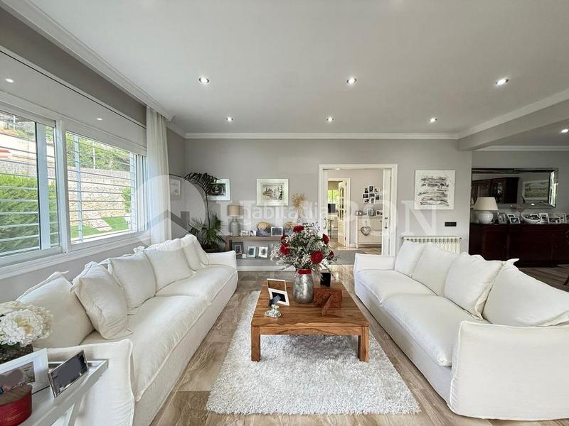 Foto 2999a265-6690-480f-b61e-08108bbfcf3a. Casa exclusiva propiedad en pleno centro de teia en Teià