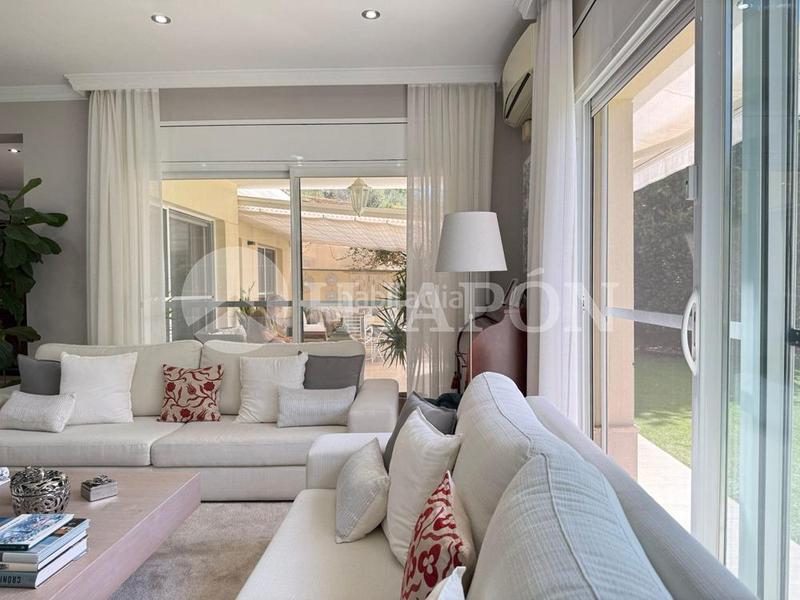 Foto 5642ab1d-26a2-454a-a9ff-5953f61e9c19. Casa exclusiva propiedad en pleno centro de teia en Teià