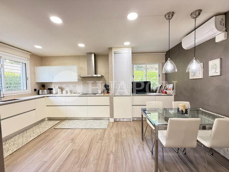 Foto 90216b06-b74b-4e74-9243-52a7f20ab8d5. Casa exclusiva propiedad en pleno centro de teia en Teià