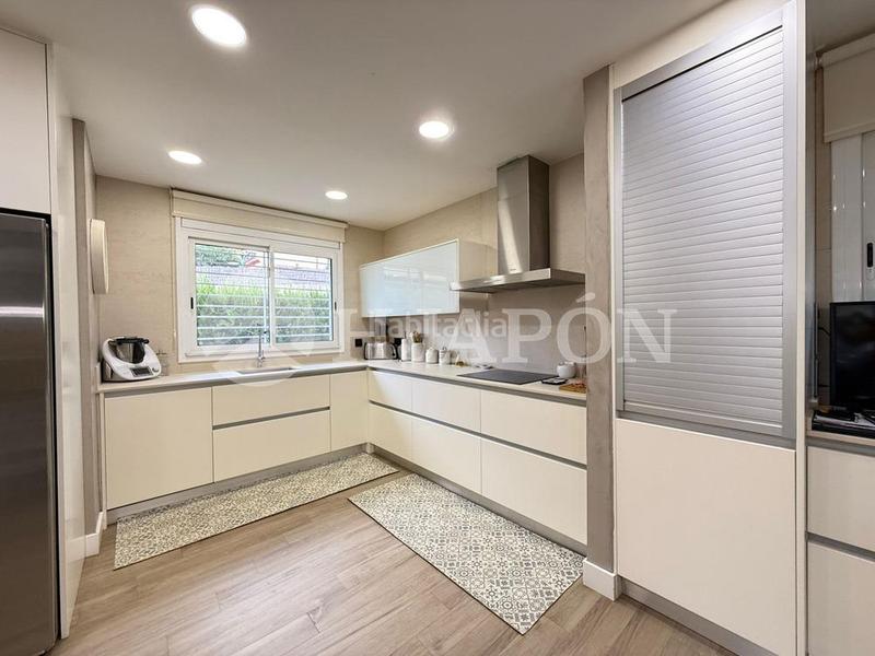 Foto e6e1a5c5-99e3-4ebf-a69c-005c14f0a0eb. Casa exclusiva propiedad en pleno centro de teia en Teià