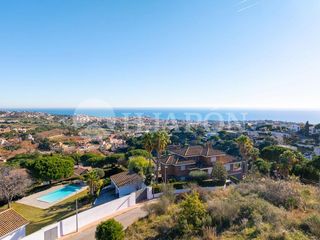 Terreno residenziale in Alella. Terreno para construir una casa con maravillosas vistas al mar.