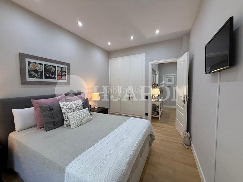 Foto 8ff3bd20-7580-4733-a813-1fa41c7413b5. Casa  con piscina y jardin . en Teià