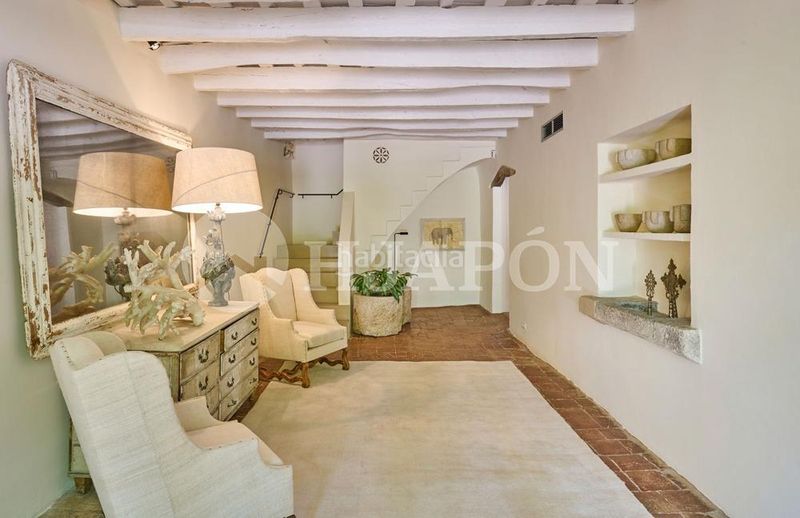 Foto fafbbbbe-293f-4e5c-9945-dab9cd165f8f. Masia amb aparcament piscina a Alella