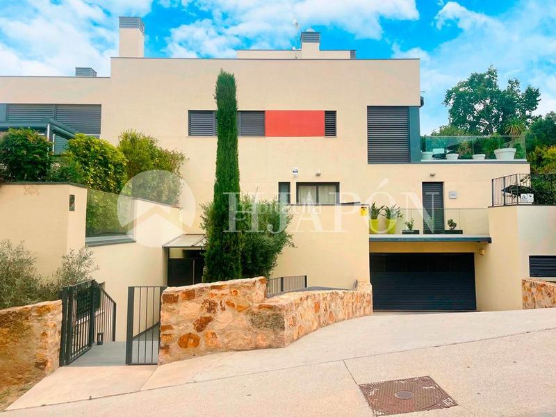 Foto 88a712e9-1014-4679-b5f1-f8fa194c14d1. Appartamento con riscaldamento parcheggio piscina in Alella