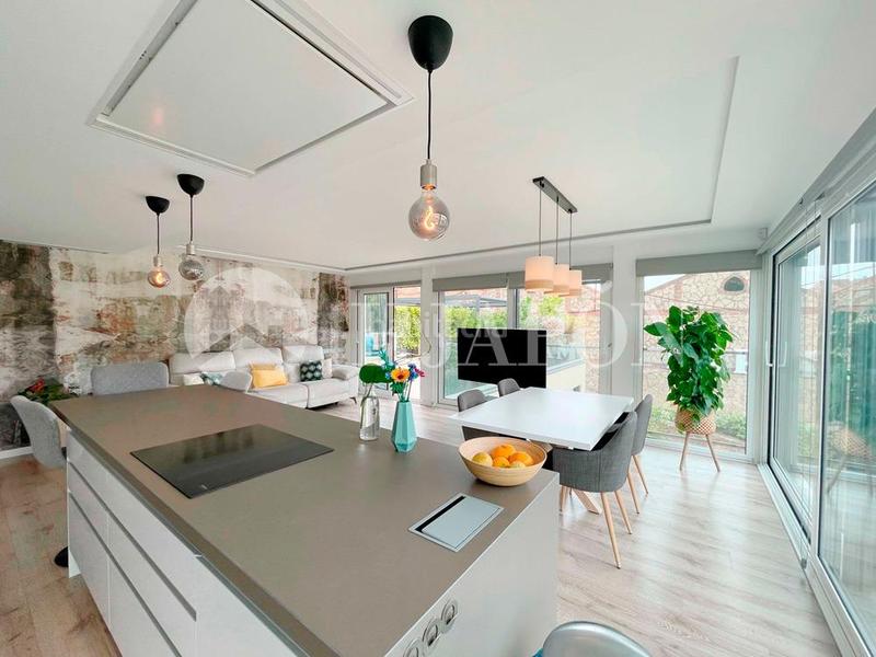 Foto 9346dfa7-7782-4f1f-9ab0-2dc70f0fb615. Appartamento con riscaldamento parcheggio piscina in Alella