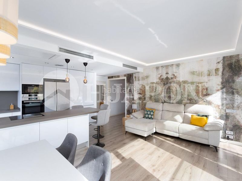 Foto ce22f805-ceaa-4c83-8bd5-21047185149f. Pis amb aparcament piscina a Alella