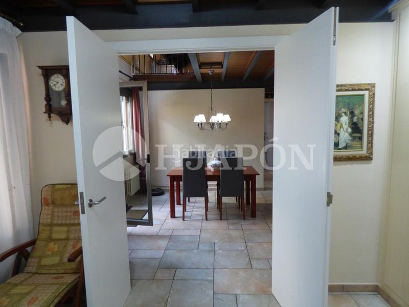 Foto 109dd431-dd9d-4468-bba4-d1ee87d63178. Casa amb calefacció aparcament piscina a Teià