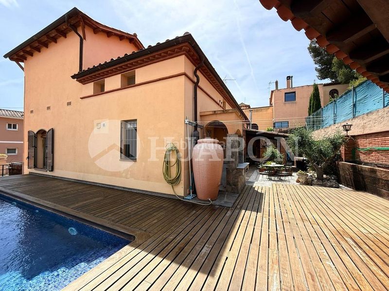 Foto 409fc5d7-30c9-478c-b087-7447eb2c8cc9. Casa amb calefacció aparcament piscina a Teià