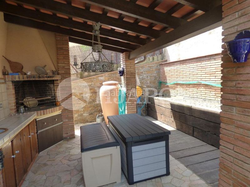 Foto 552a0c0f-7d4e-4ccc-82cb-f6569dd599fb. Casa amb calefacció aparcament piscina a Teià