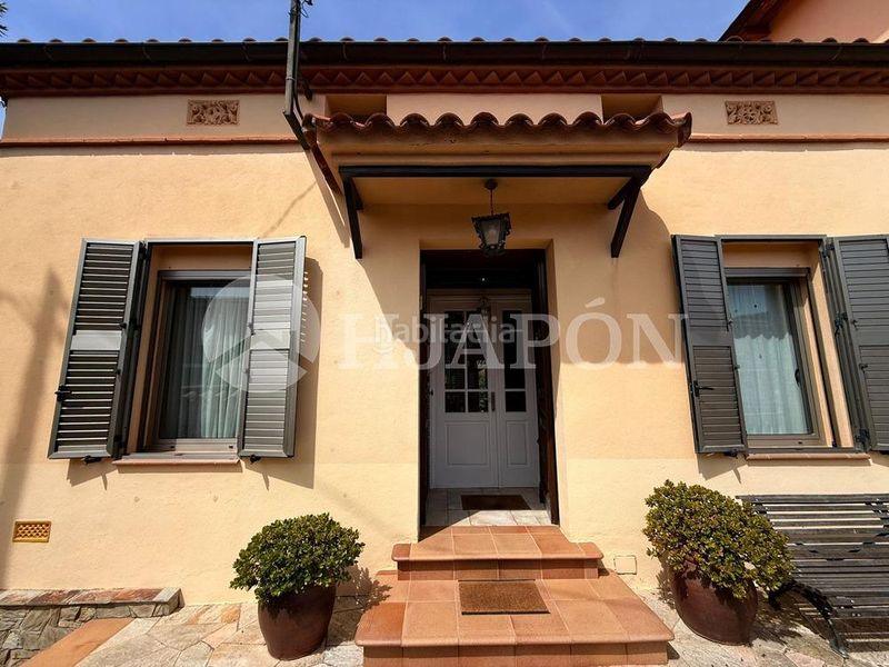 Foto 8a7b361d-f065-4cac-b55f-f7a910790aaa. Casa amb calefacció aparcament piscina a Teià