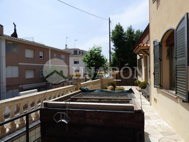 Foto 956561f7-ebec-41dd-803e-b9685f9f873e. Casa amb calefacció aparcament piscina a Teià
