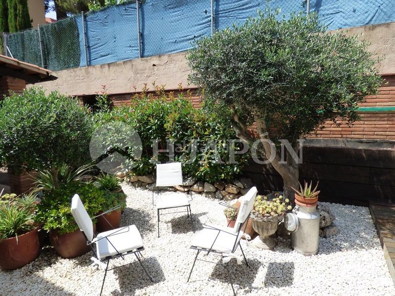 Foto c7a06d44-2c1d-4c4e-aa26-b5daa45191f1. Casa amb calefacció aparcament piscina a Teià