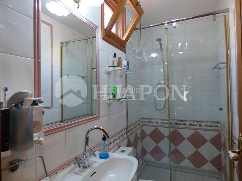 Foto dd83bef8-d2b5-434f-b2ad-414d0592ac8d. Casa amb calefacció aparcament piscina a Teià