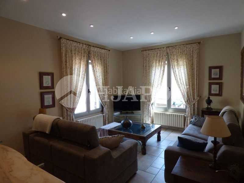 Foto f7ef6c69-3726-44a6-9d37-721985ce0d55. Casa amb calefacció aparcament piscina a Teià