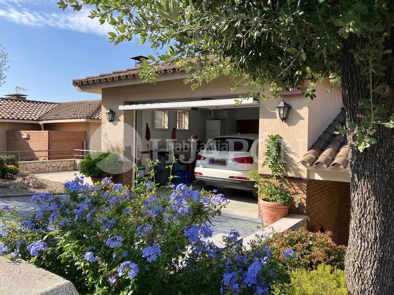 Foto 0b1af658-6f5f-425d-8dda-8582c253db41. Haus mit heizung parking pool in Teià