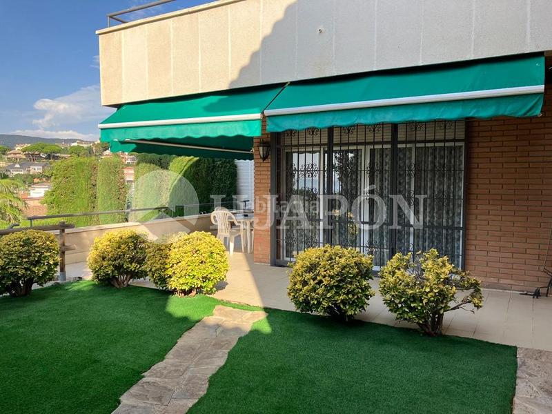 Foto 166b3596-cc46-46ac-b750-8fc1589c5161. Haus mit heizung parking pool in Teià