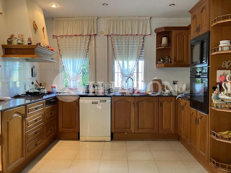 Foto 371ec595-b1fb-45a3-8e15-e832fcbb8c0f. Haus mit heizung parking pool in Teià