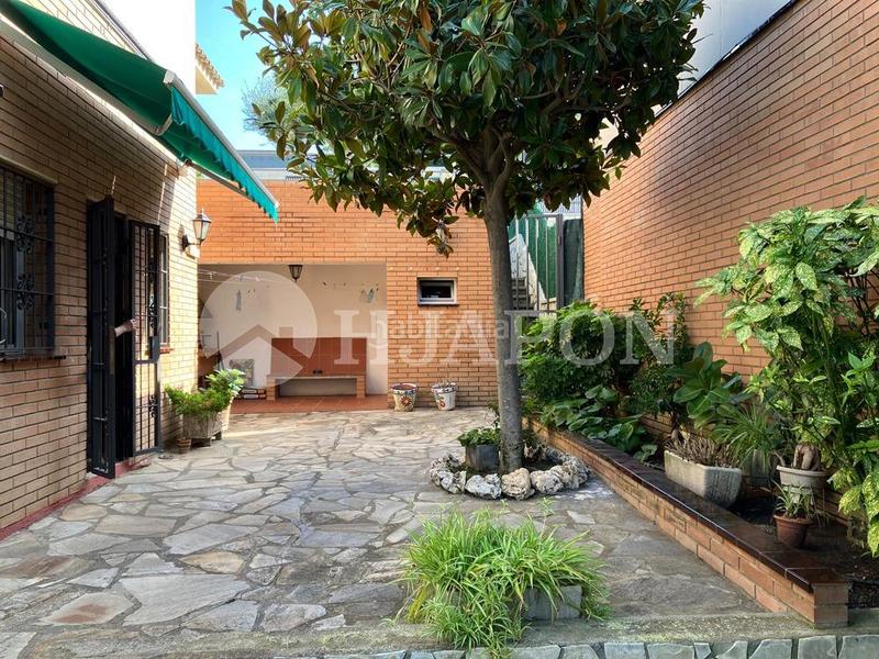 Foto 848981d9-967f-45b4-8d01-4314fc26228e. Haus mit heizung parking pool in Teià