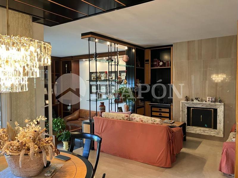 Foto cb4d29eb-8d1d-4e36-9693-10aea53cc199. Haus mit heizung parking pool in Teià