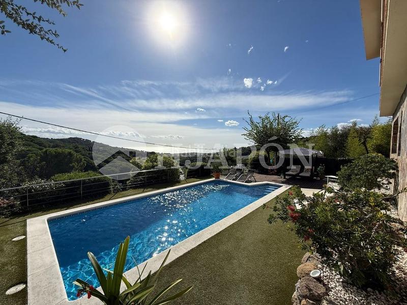 Foto 67fc1696-43d7-4812-a2e7-35362d411c88. Casa con riscaldamento parcheggio in Alella