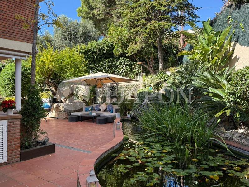 Foto 9fe93ea5-b4ec-4a31-b38a-aca8ac372a96. Casa con riscaldamento parcheggio in Alella