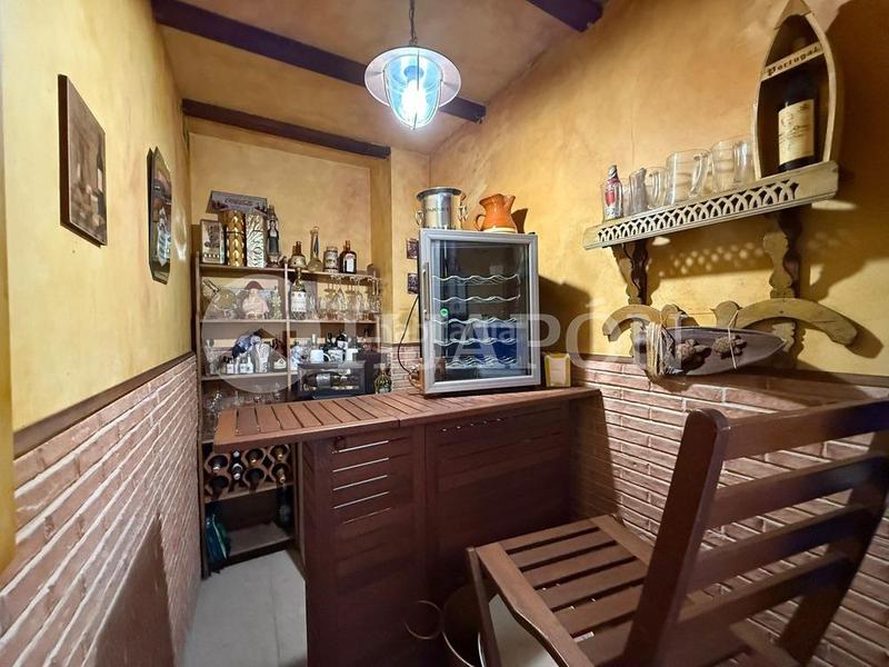 Foto bdcdc936-e29c-4501-9592-86ed49cd0031. Casa con riscaldamento parcheggio in Alella