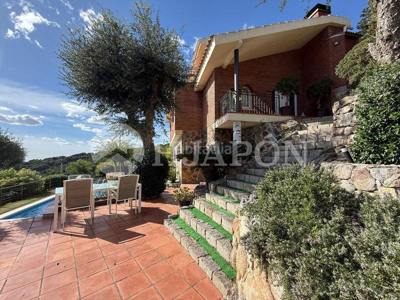 Foto daaa7af9-c76c-4aab-b43b-61cdb0554916. Casa con riscaldamento parcheggio in Alella